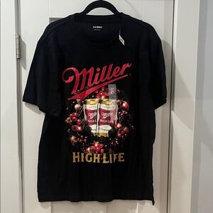 Old Navy Miller High Life Black Graphic Tee Christmas Holiday Mens Large NWT